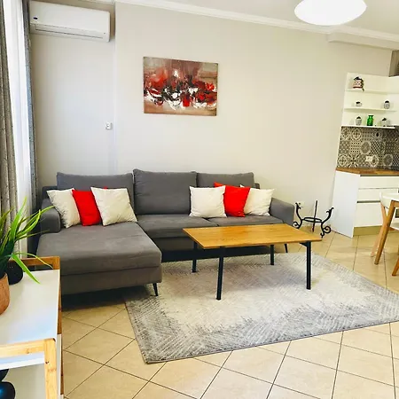 Quiet & Spacious Center - 4 Min Walk * 地拉那