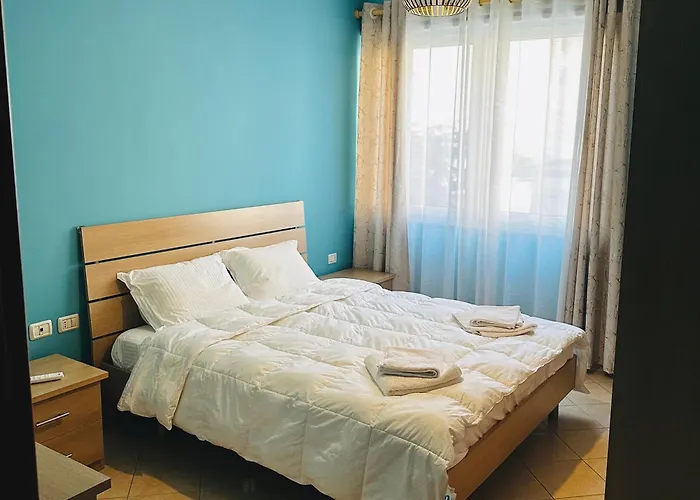 Apartment Quiet & Spacious Center - 4 Min Walk *